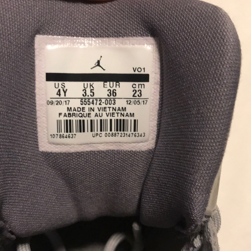Shoes - Picture 2 of 2